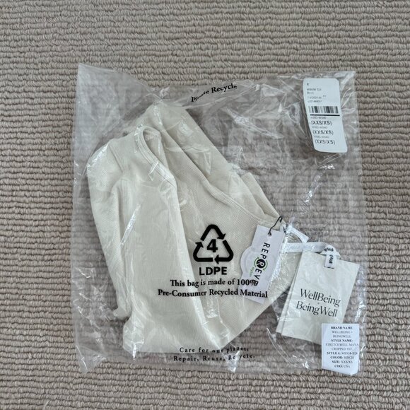 StretchWell Maya Cropped Tee - Picture 3 of 3